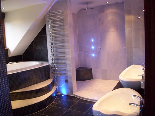 Need a wet room installed? We can help at Airos.